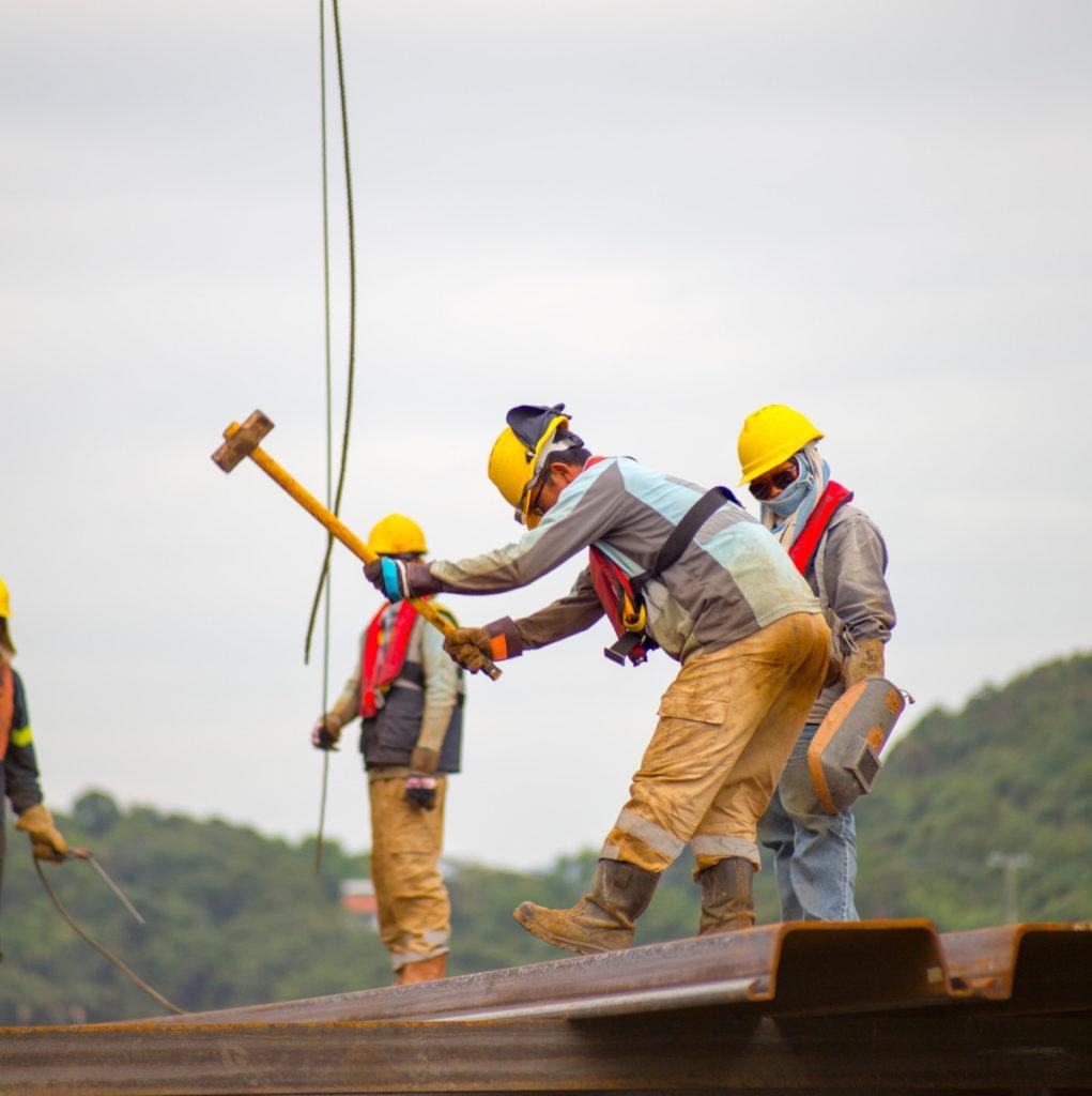 5 Effective Ways of Managing and Motivating Your Construction Workers